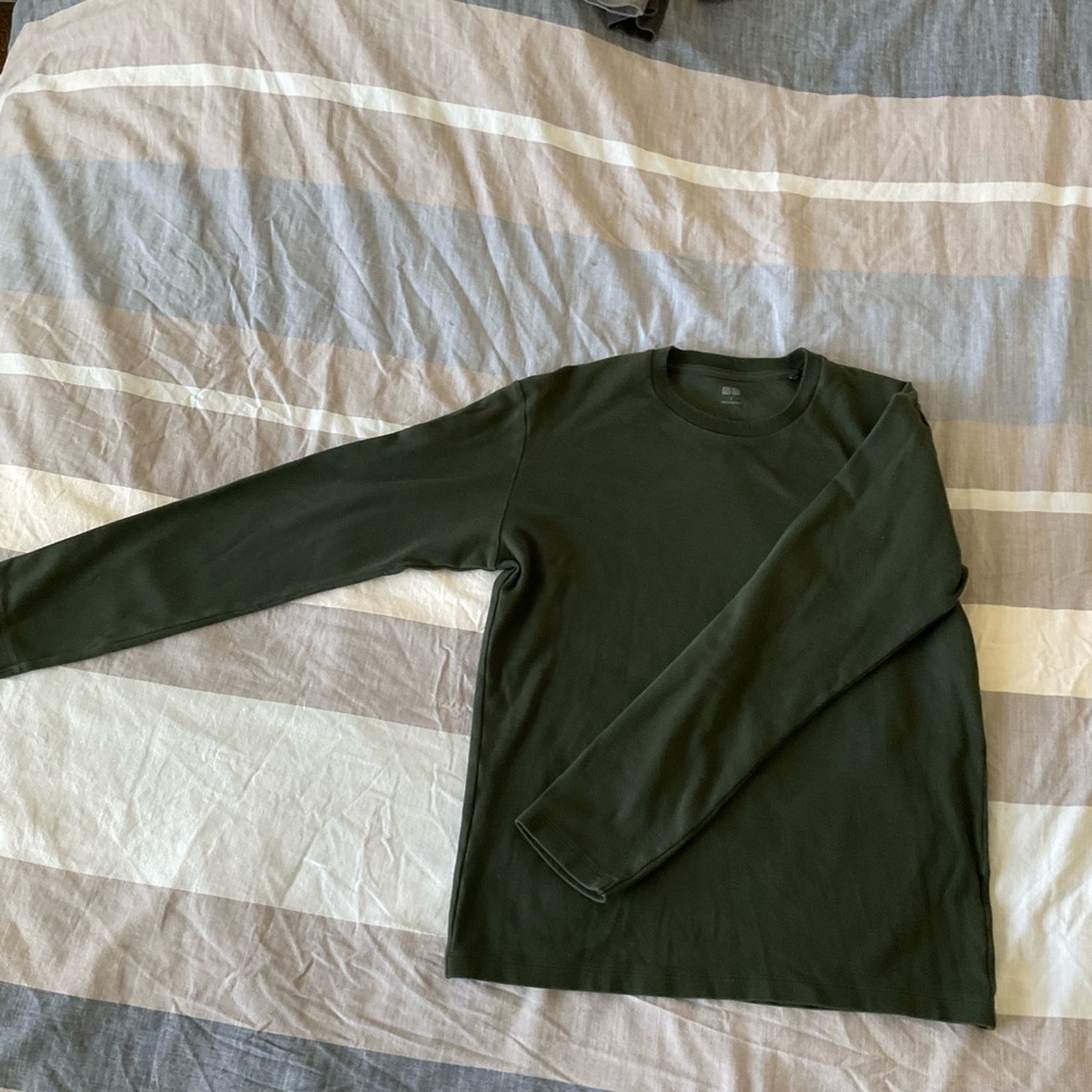 Uniqlo cotton shirt. Small size